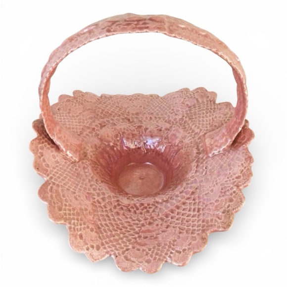 Vtg Signed Lace‑Imprinted Ceramic Basket - Iridescent Peachy Pink Studio Pottery - Picture 7 of 13